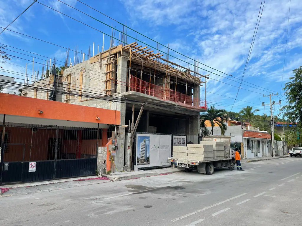 Twenty-First Construction Update, photo 1