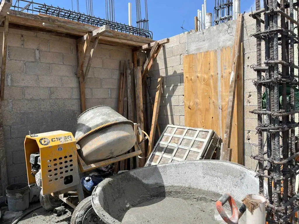 Twenty-Eighth Construction Update, photo 3