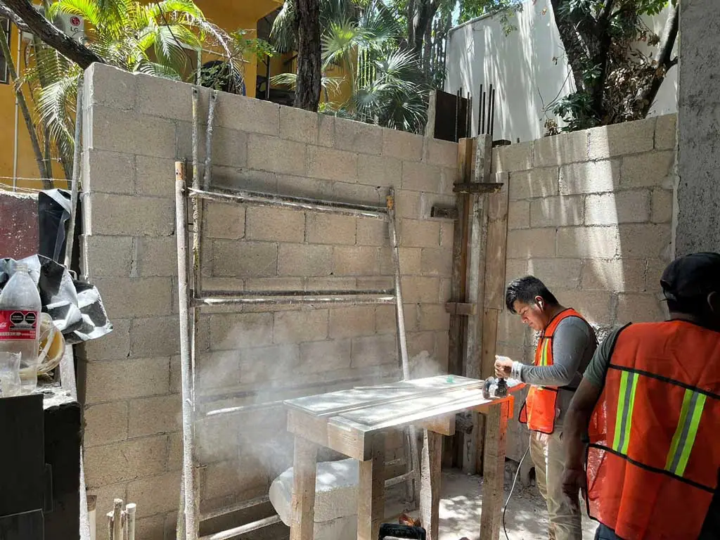 Thirtieth Construction Update, photo 1