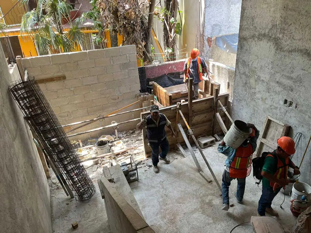 Thirtieth Construction Update, photo 4