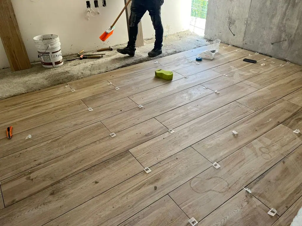 Thirty-Second Construction Update, photo 8