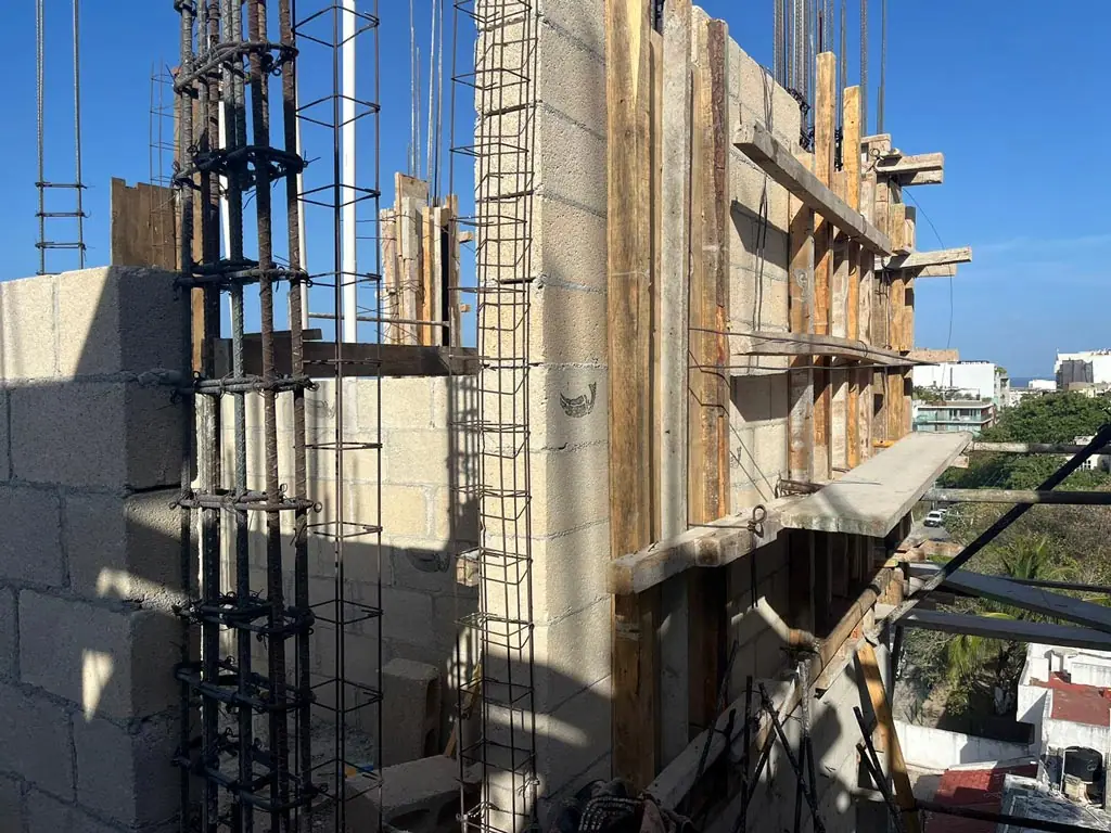 Thirty-Second Construction Update, photo 16