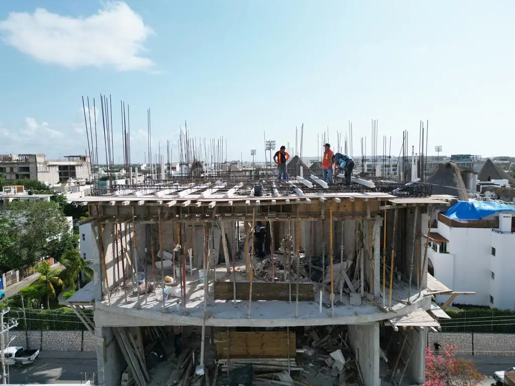 Thirty-Second Construction Update, photo 18