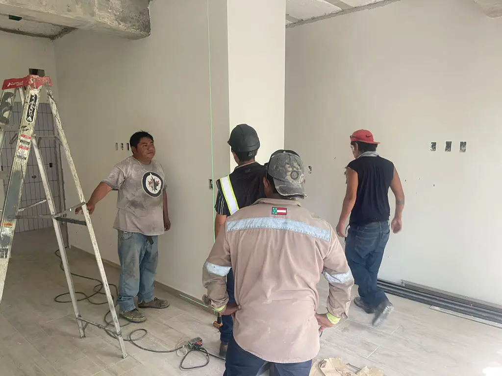 Forty-Third Construction Update, photo 1
