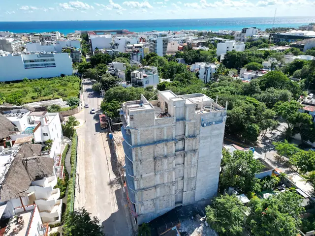 Cuadragésima cuarta actualización de obra