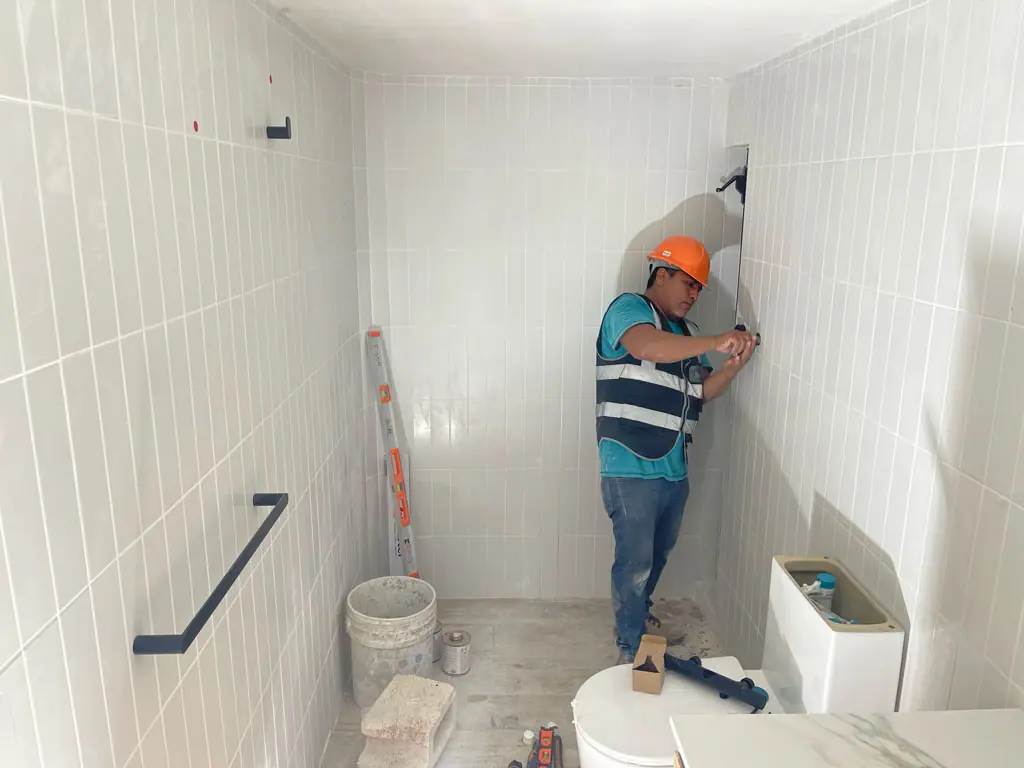 Forty-Seventh Construction Update, photo 3