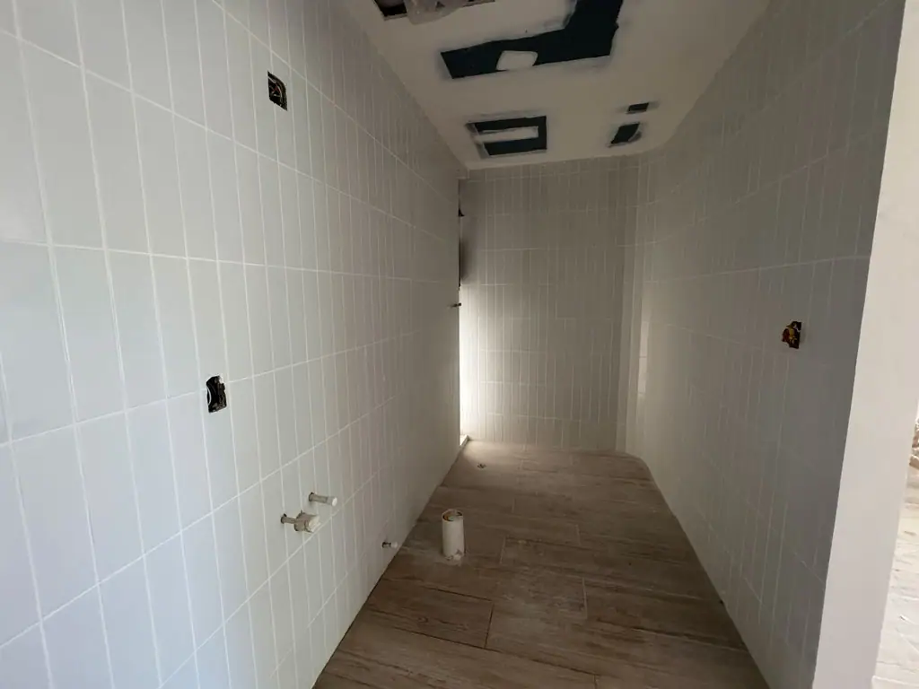 Fiftieth Construction Update, photo 12