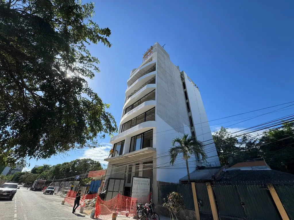 Fiftieth Construction Update, photo 33