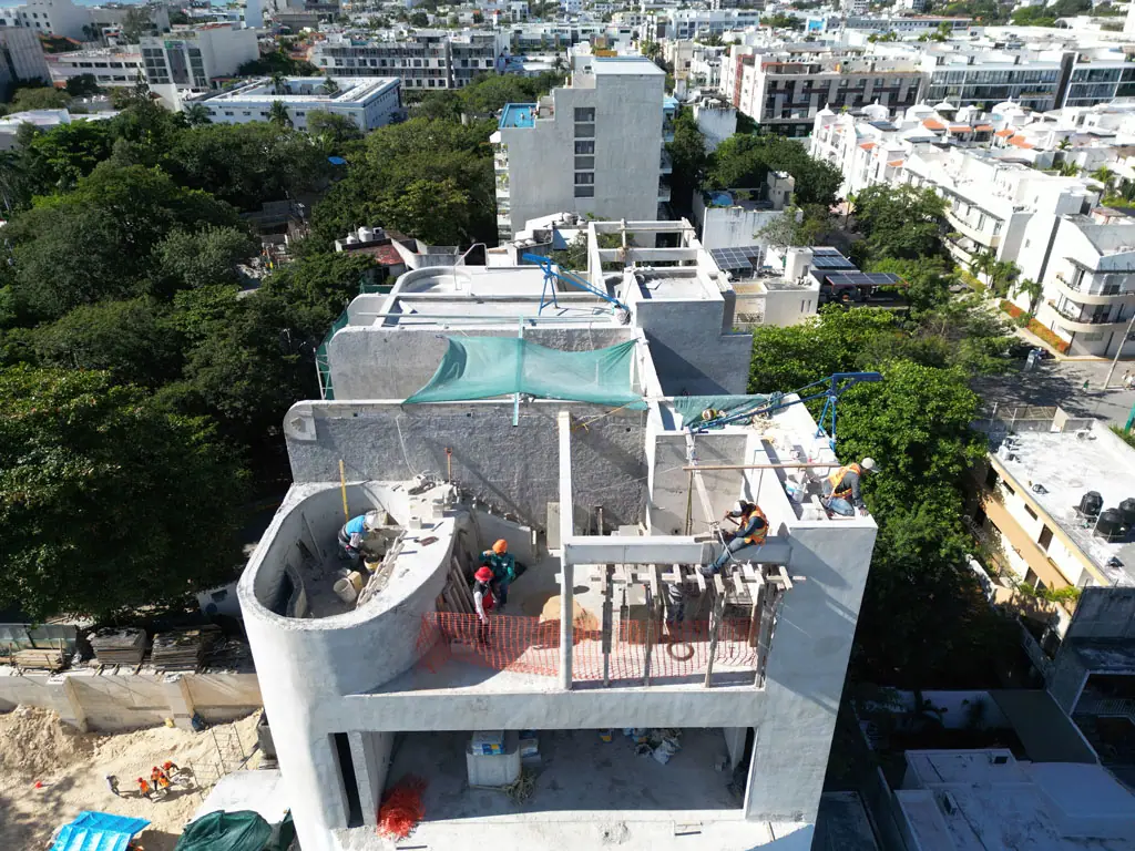 Fiftieth Construction Update, photo 38