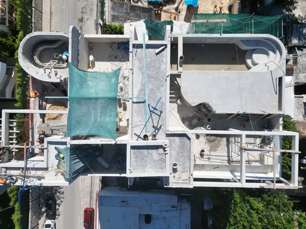 Fiftieth Construction Update, photo 39
